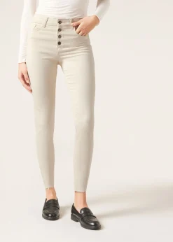 Jeans Super Skinny con Bottoni