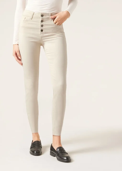 Jeans Super Skinny con Bottoni
