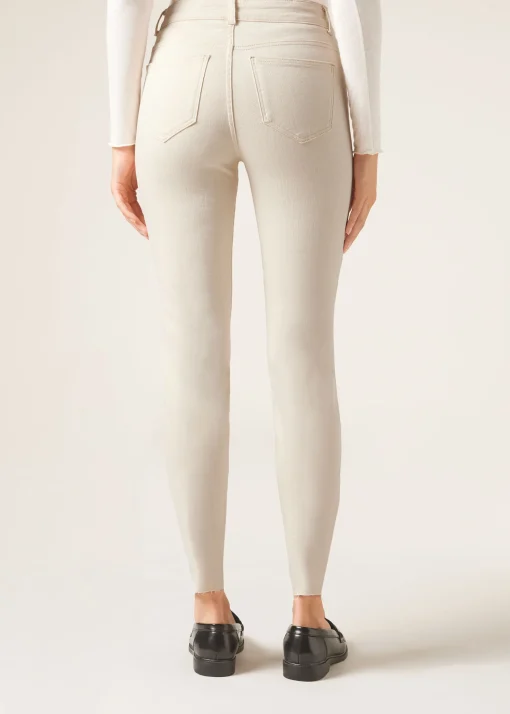 Jeans Super Skinny con Bottoni