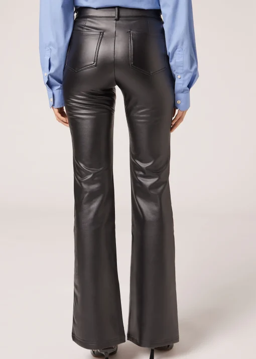 Pantaloni a Zampa Termici Effetto Spalmato